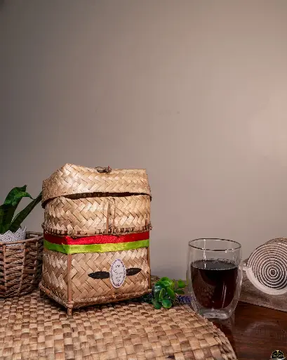 [2] Cha Bagicha's Bamboo Box